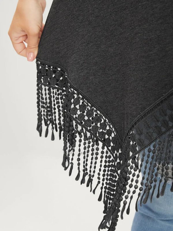 Solid Round Neck Lace Fringe Hem T-shirt