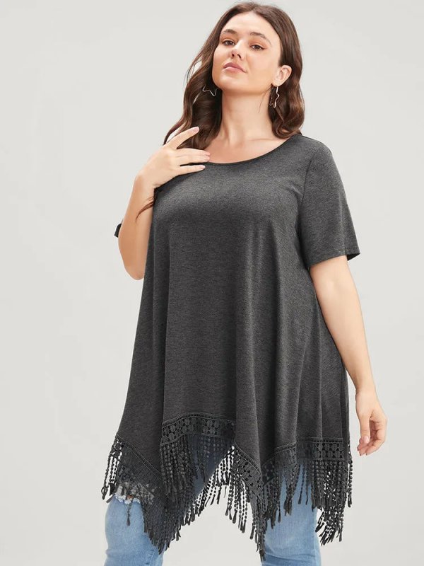 Solid Round Neck Lace Fringe Hem T-shirt