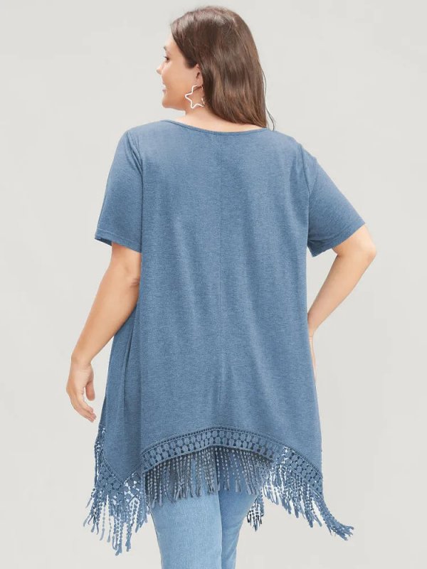 Solid Round Neck Lace Fringe Hem T-shirt